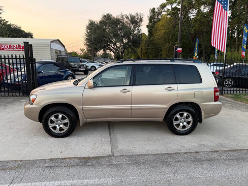 Used 2004 Toyota Highlander Limited image 9