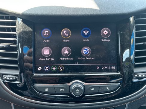 Used 2020 Chevrolet Trax LT w/ LT Convenience Package image 14