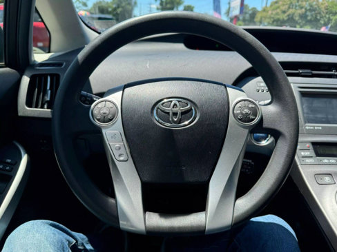Used 2015 Toyota Prius One image 22