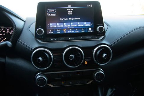 Used 2022 Nissan Sentra SV image 18