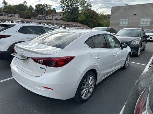 Used 2017 MAZDA MAZDA3 Grand Touring image 4