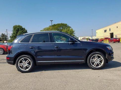 Used 2017 Audi Q5 2.0T Premium Plus w/ Technology Package image 4