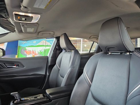 Used 2023 Toyota Prius XLE image 24