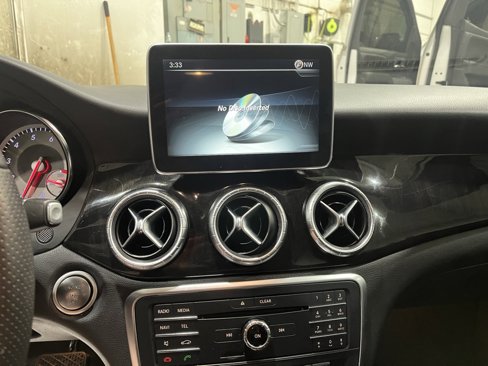 Used 2016 Mercedes-Benz CLA 250 4MATIC image 8
