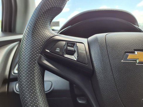 Used 2020 Chevrolet Trax LT w/ LPO, Protection Package image 15