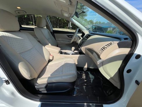 Used 2016 Nissan Altima 2.5 S w/ Power Driver Seat Package image 21