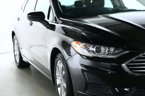 Used 2020 Ford Fusion SE image 8
