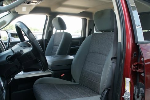 Used 2015 RAM 2500 SLT w/ Luxury Group image 18