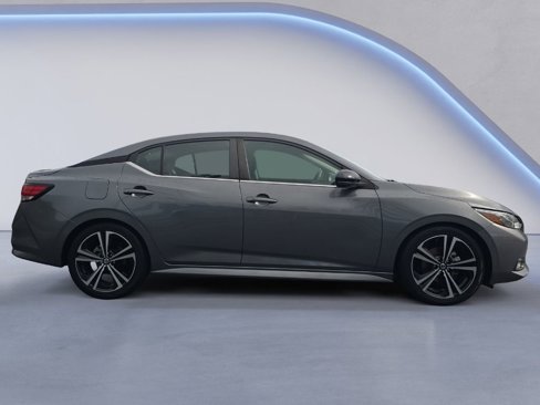 Used 2020 Nissan Sentra SR image 7