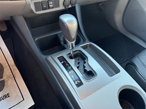 Used 2013 Toyota Tacoma 4x4 Access Cab V6 image 17