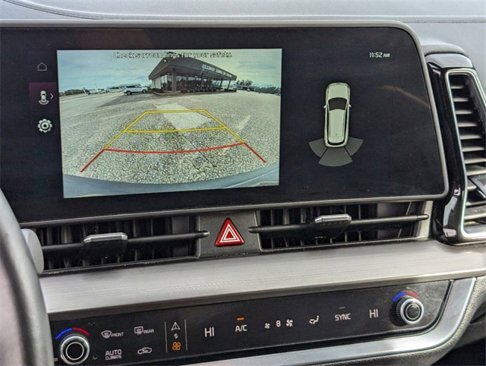 Used 2024 Kia Sportage EX image 23