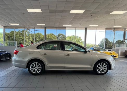 Used 2014 Volkswagen Jetta SE image 6