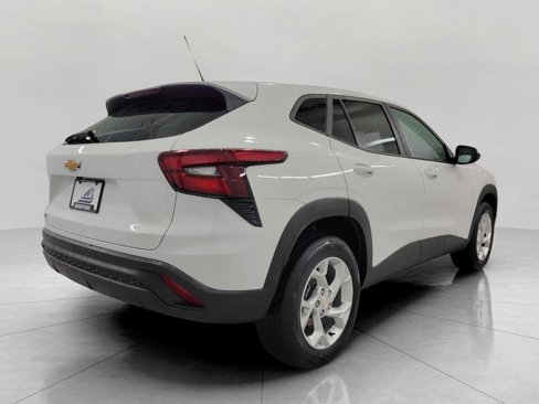 Certified 2024 Chevrolet Trax LS w/ LS Convenience Package image 19