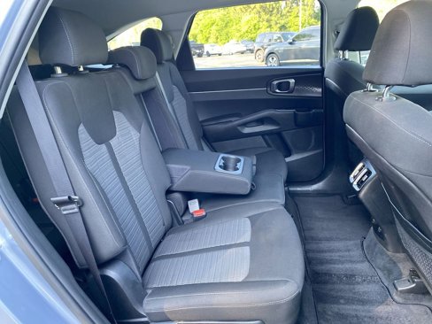 Used 2021 Kia Sorento LX image 35