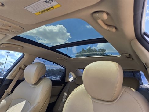 Used 2015 Hyundai Genesis 3.8 w/ Option Group 02 image 18