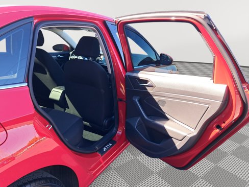 Used 2019 Volkswagen Jetta S w/ Driver Assistance Package image 15