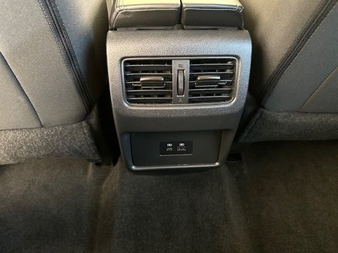 Used 2022 Nissan Rogue SV image 14