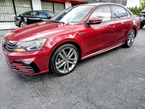 Used 2018 Volkswagen Passat 2.0T R-Line image 8