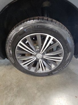 Used 2019 Volkswagen Tiguan SEL image 42