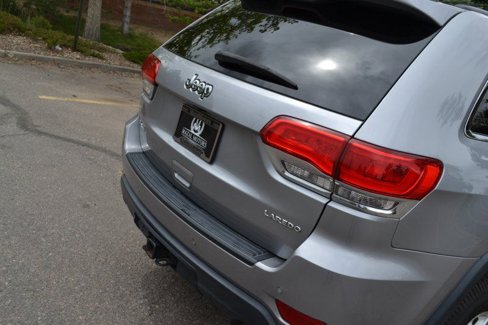 Used 2018 Jeep Grand Cherokee Laredo image 16