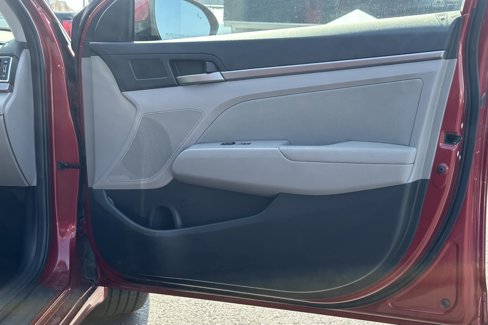 Used 2018 Hyundai Elantra SEL image 11