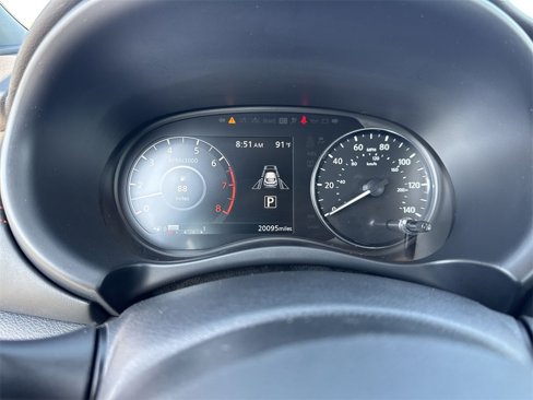 Used 2024 Nissan Kicks SR image 15