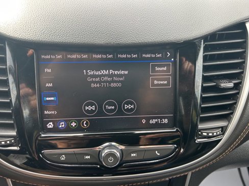 Used 2021 Chevrolet Trax LS image 10