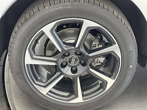 New 2025 Audi Q3 2.0T Premium Plus image 13