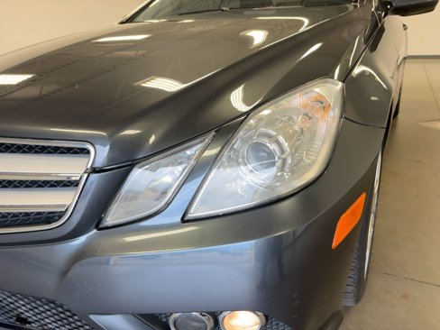 Used 2010 Mercedes-Benz E 550 Coupe image 10