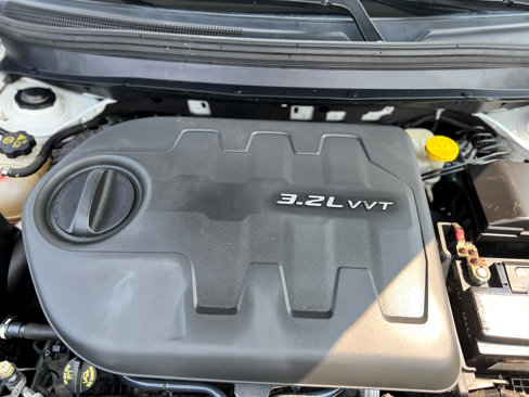 Used 2014 Jeep Cherokee Latitude w/ Cold Weather Group image 46