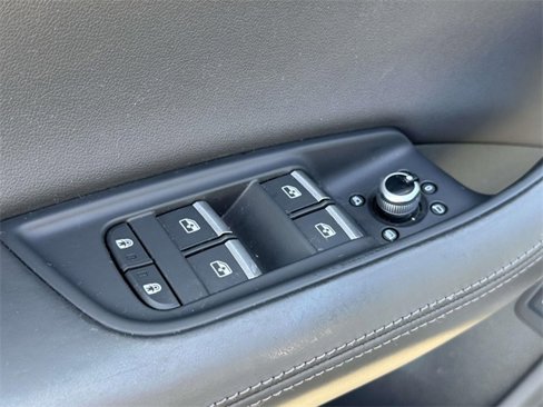 Used 2021 Audi Q7 3.0T Prestige image 17