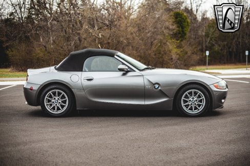 Used 2004 BMW Z4 2.5i image 7