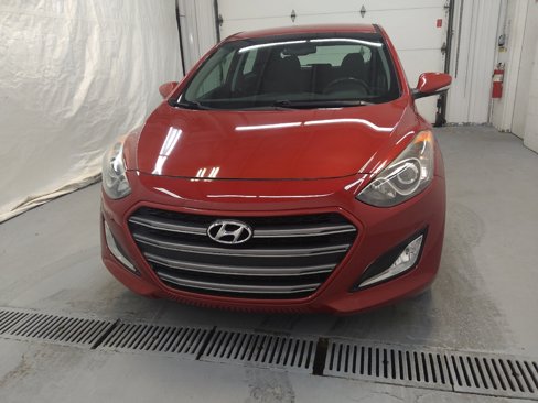 Used 2016 Hyundai Elantra GT w/ Option Group 02 image 15