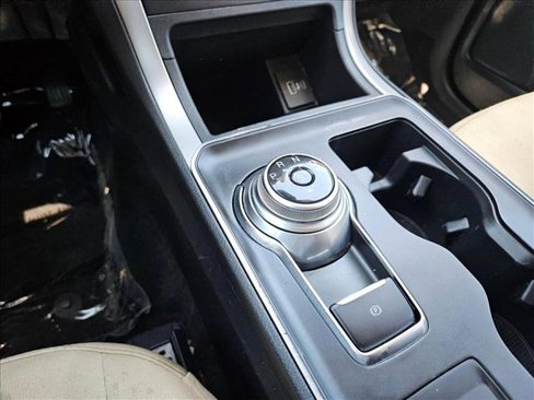 Used 2022 Ford Edge SE image 12
