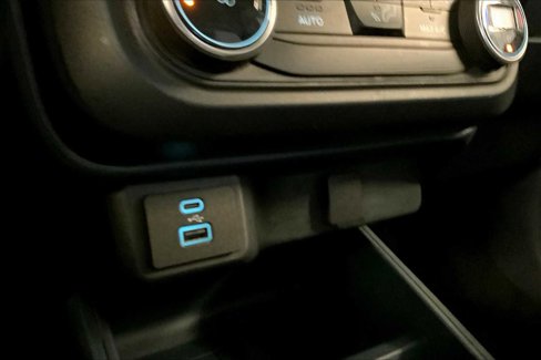 Certified 2022 Ford Maverick XLT image 32