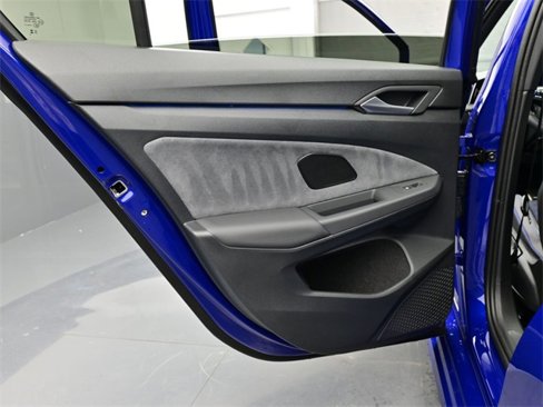 Used 2025 Volkswagen Golf R Black Edition image 14