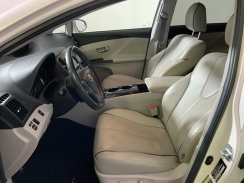 Used 2015 Toyota Venza XLE image 22