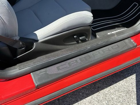 Used 2022 Chevrolet Camaro LT image 36