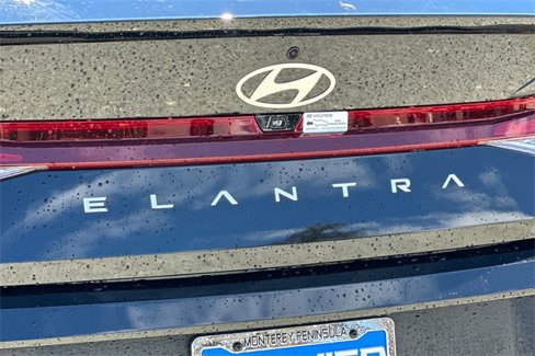 New 2025 Hyundai Elantra Sport image 6