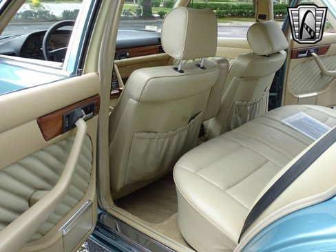 Used 1991 Mercedes-Benz 300 SE image 23