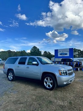 Used 2014 Chevrolet Suburban LTZ image 1