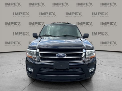 Used 2017 Ford Expedition EL XLT image 8