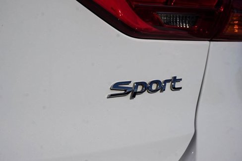 Used 2018 Hyundai Elantra Sport w/ Sport Premium Package 03 image 4