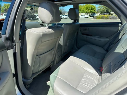 Used 2001 Lexus ES 330 image 11