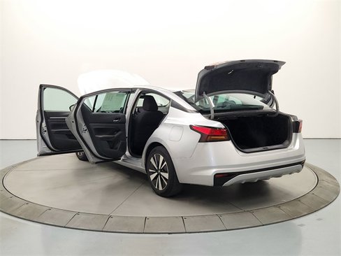 Used 2021 Nissan Altima 2.5 SV image 14