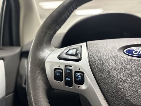 Used 2011 Ford Edge SEL image 26