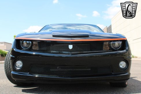 Used 2010 Chevrolet Camaro SS w/ Interior Accent Trim Package image 9