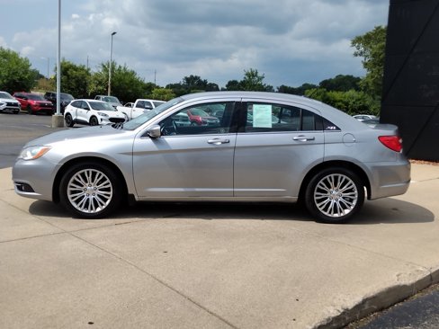 Used 2013 Chrysler 200 Touring image 15