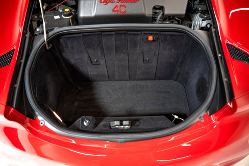 Used 2018 Alfa Romeo 4C Spider image 66