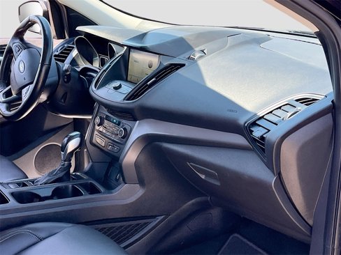 Used 2019 Ford Escape SEL image 29